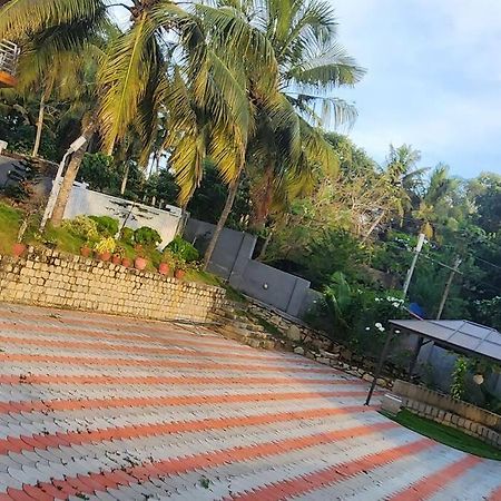 Вілла The Urban Getaway Thiruvananthapuram Екстер'єр фото