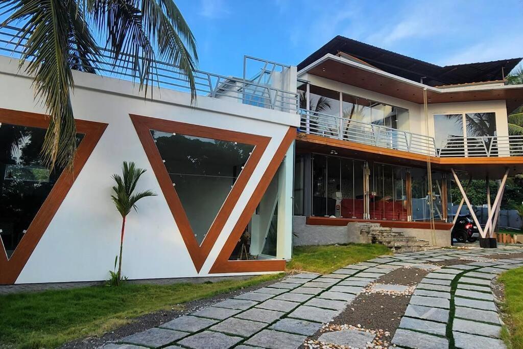 Вілла The Urban Getaway Thiruvananthapuram Екстер'єр фото